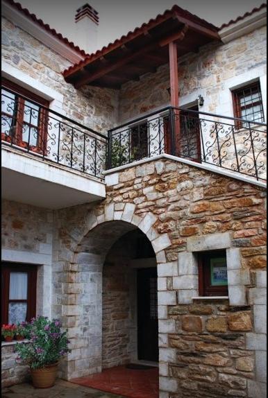 Ξενωνασ Σελινουντα Hotel Kosmás Buitenkant foto